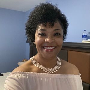 Meet your Posher, Katina